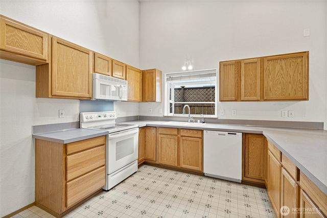 7049 SOUTHWICK Court SW, Olympia, WA 98512