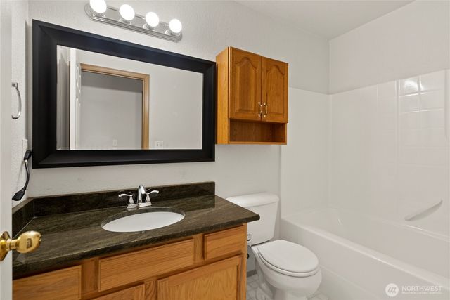 7049 SOUTHWICK Court SW, Olympia, WA 98512