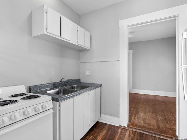 215 AND 219 Paschal St, San Antonio, TX 78212