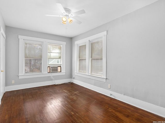 215 AND 219 Paschal St, San Antonio, TX 78212