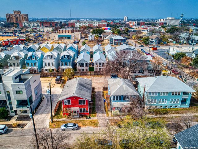 215 AND 219 Paschal St, San Antonio, TX 78212