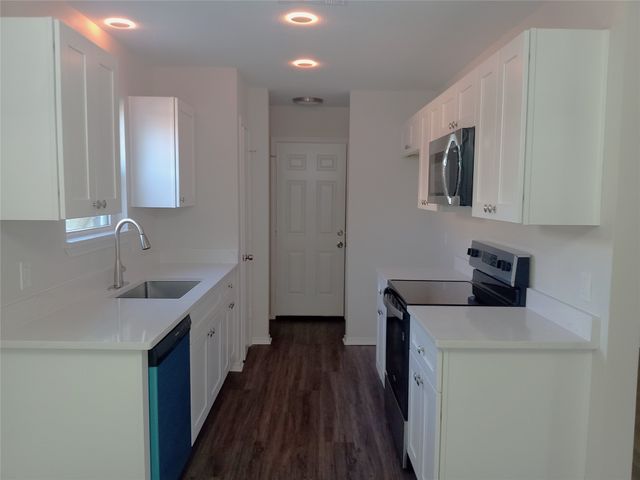 6212 Valley Forge Court, Arlington, TX 76002