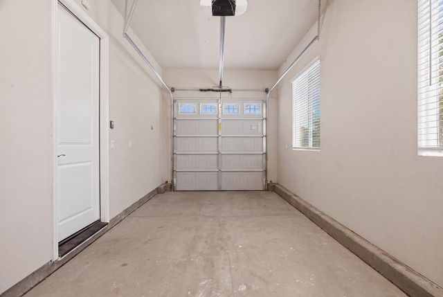 1827 Tulip Ct, Lodi, CA 95242