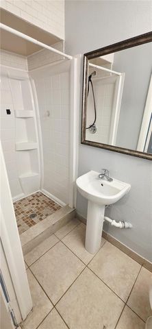 10225 N OJUS DRIVE, Tampa, FL 33617