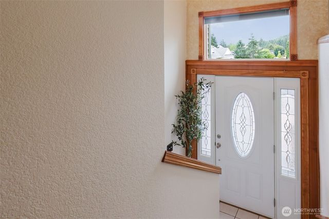 10381 Wilkes Court NW, Silverdale, WA 98383