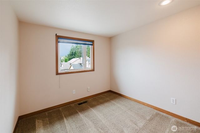 10381 Wilkes Court NW, Silverdale, WA 98383