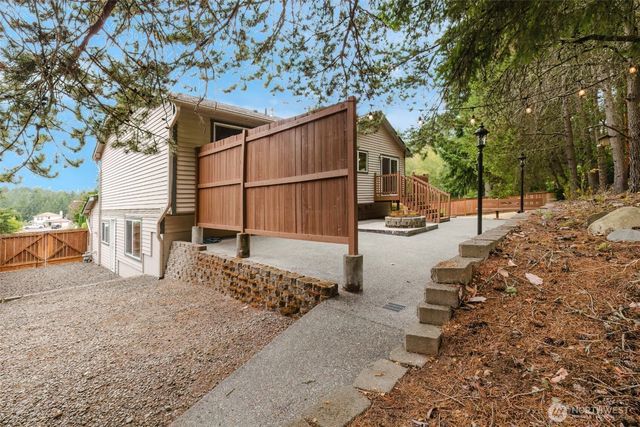 10381 Wilkes Court NW, Silverdale, WA 98383