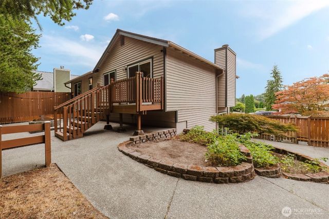 10381 Wilkes Court NW, Silverdale, WA 98383