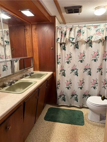 14720 East Lee Road, Albion, NY 14411