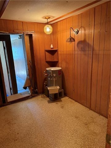 14720 East Lee Road, Albion, NY 14411