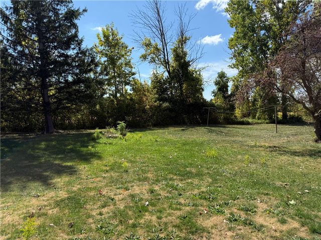 14720 East Lee Road, Albion, NY 14411