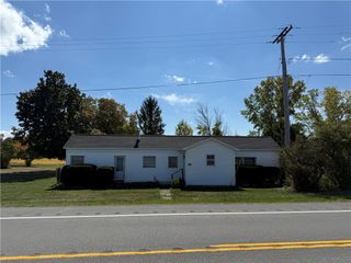 14720 East Lee Road, Albion, NY 14411