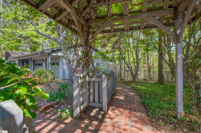 176 Fox Run Lane, Tryon, NC 28782