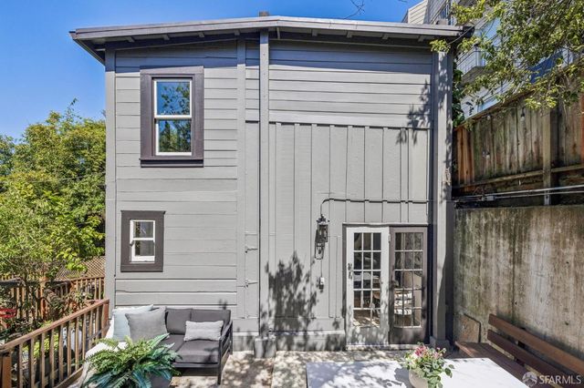 955 Grove Street 3, San Francisco, CA 94117