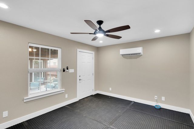 804 Livingston Drive, Hurst, TX 76053