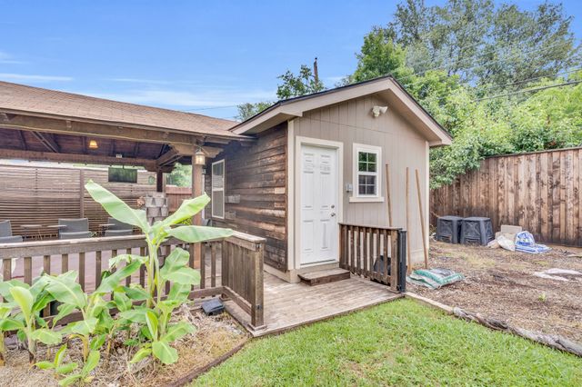 804 Livingston Drive, Hurst, TX 76053