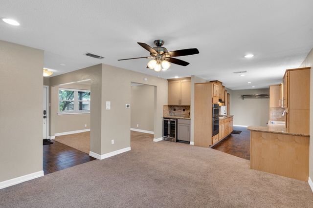 804 Livingston Drive, Hurst, TX 76053