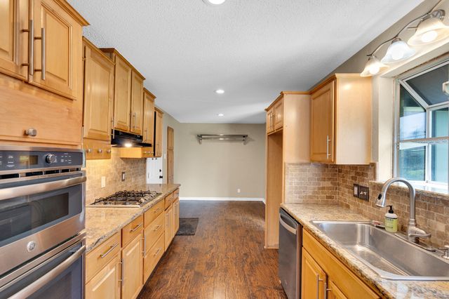 804 Livingston Drive, Hurst, TX 76053