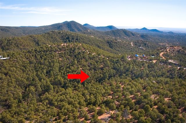 202 Double Arrow Road, Santa Fe, NM 87505