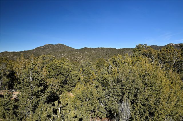 202 Double Arrow Road, Santa Fe, NM 87505