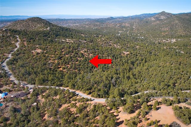 202 Double Arrow Road, Santa Fe, NM 87505