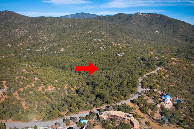202 Double Arrow Road, Santa Fe, NM 87505