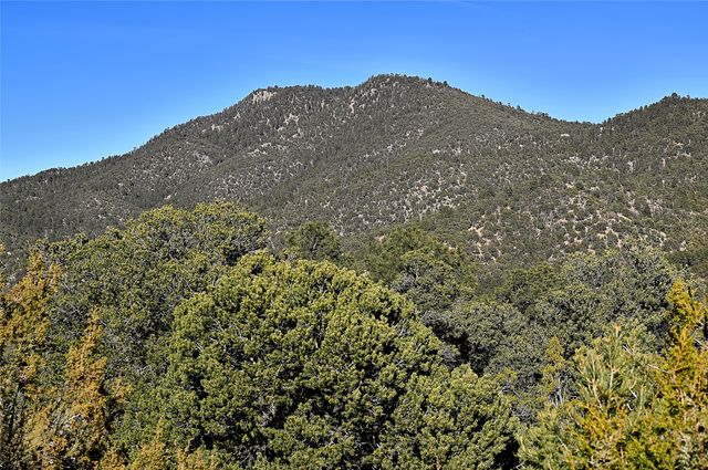 202 Double Arrow Road, Santa Fe, NM 87505