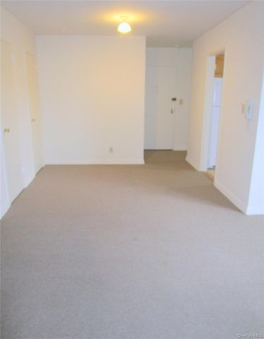 123 Valentine Lane 4E, Yonkers, NY 10705