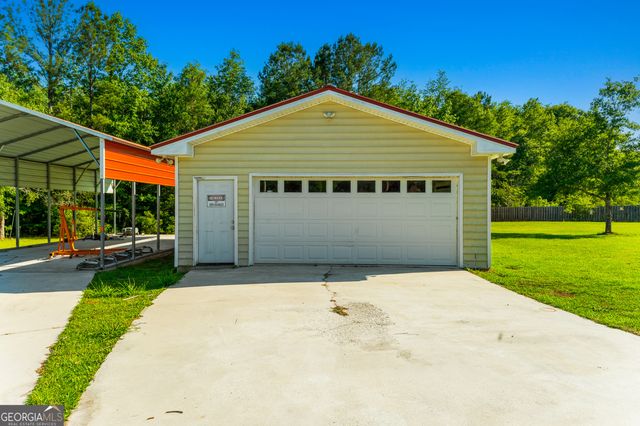 19 Hollow Oak Drive, Pembroke, GA 31321