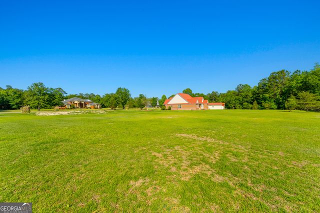 19 Hollow Oak Drive, Pembroke, GA 31321