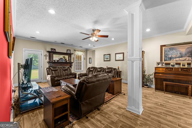 19 Hollow Oak Drive, Pembroke, GA 31321