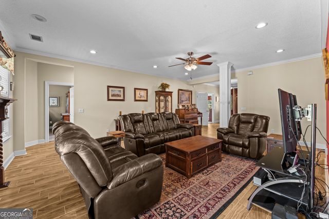 19 Hollow Oak Drive, Pembroke, GA 31321