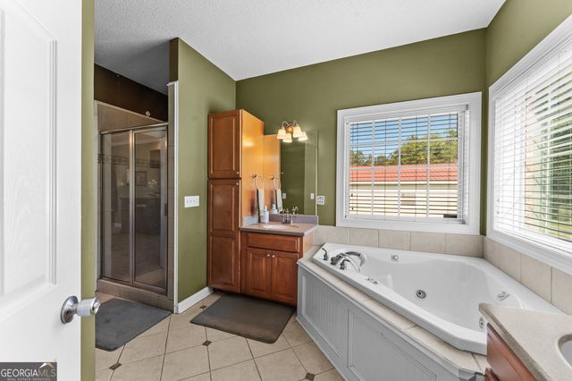 19 Hollow Oak Drive, Pembroke, GA 31321