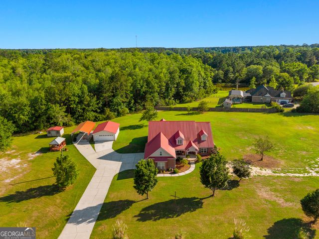 19 Hollow Oak Drive, Pembroke, GA 31321