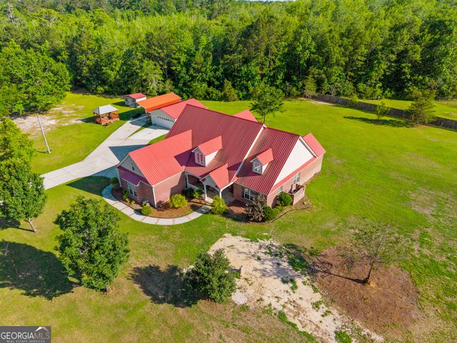 19 Hollow Oak Drive, Pembroke, GA 31321