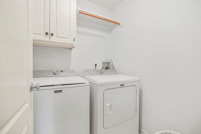 9105 N Kansas Court, Kansas City, MO 64156