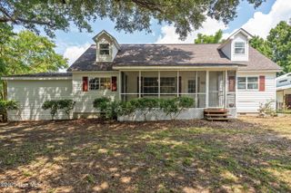 278 Batson Road, Hampstead, NC 28443
