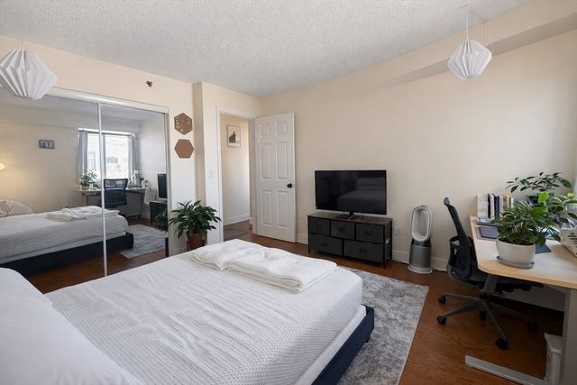 15 N Beacon St 428, Boston, MA 02134