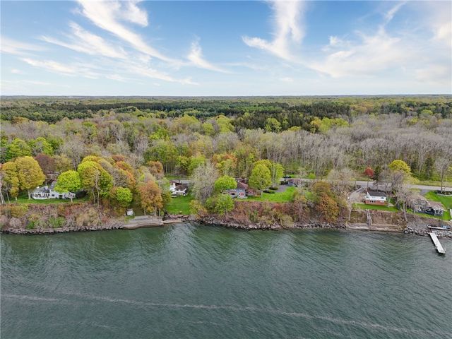 930 Lake Road, Webster, NY 14580