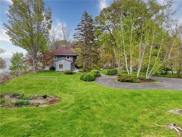 930 Lake Road, Webster, NY 14580
