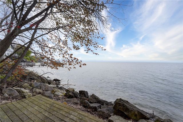 930 Lake Road, Webster, NY 14580