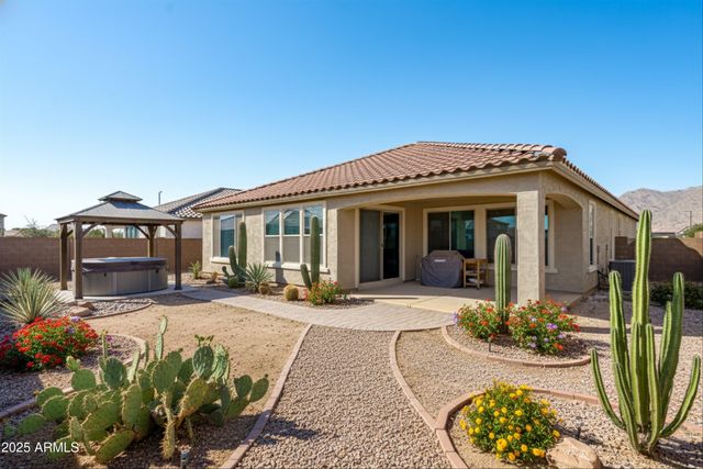 5665 N 196th Lane, Litchfield Park, AZ 85340