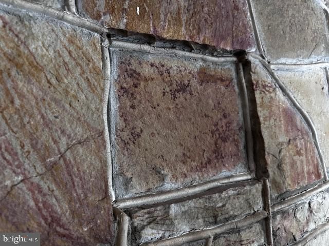 1217 BARTON RD, Breezewood, PA 15533