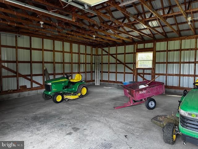 1217 BARTON RD, Breezewood, PA 15533