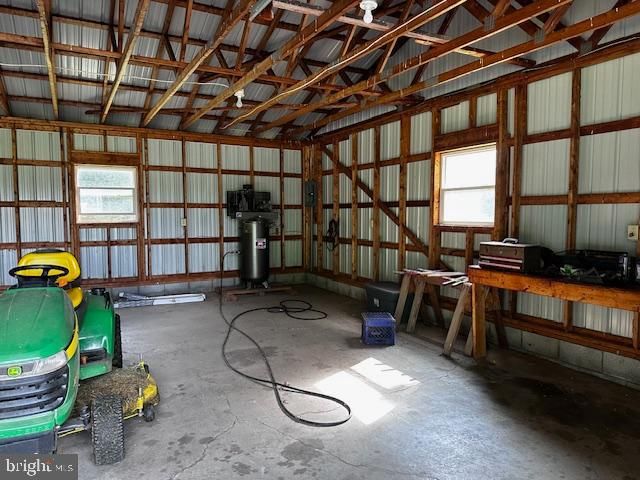 1217 BARTON RD, Breezewood, PA 15533