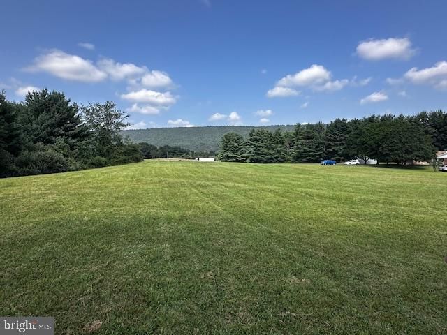 1217 BARTON RD, Breezewood, PA 15533