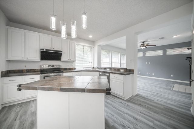 1812 Ingleside Drive, Flower Mound, TX 75028