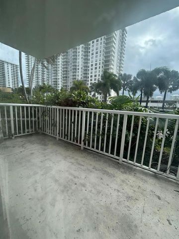231 174th St LO-5, Sunny Isles Beach, FL 33160