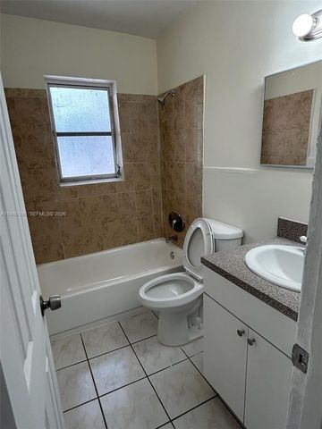 2651 NW 13th St 53, Miami, FL 33125