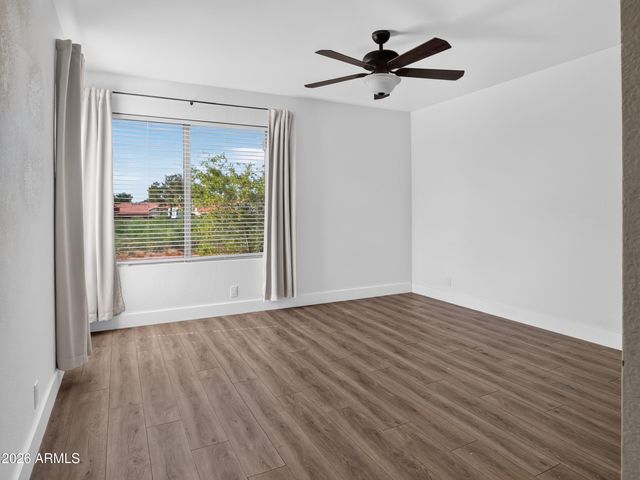 4047 W WHISPERING WIND Drive, Glendale, AZ 85310